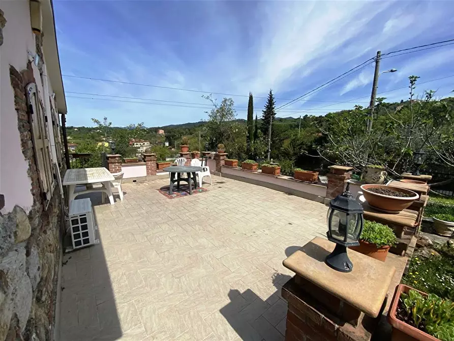 Immagine 6 di Villa in vendita  in Via Paternino 33 a Sarzana