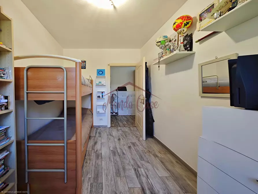 Immagine 66 di Pentalocale in vendita  in Via Socrate Benacci 29 a Sarzana