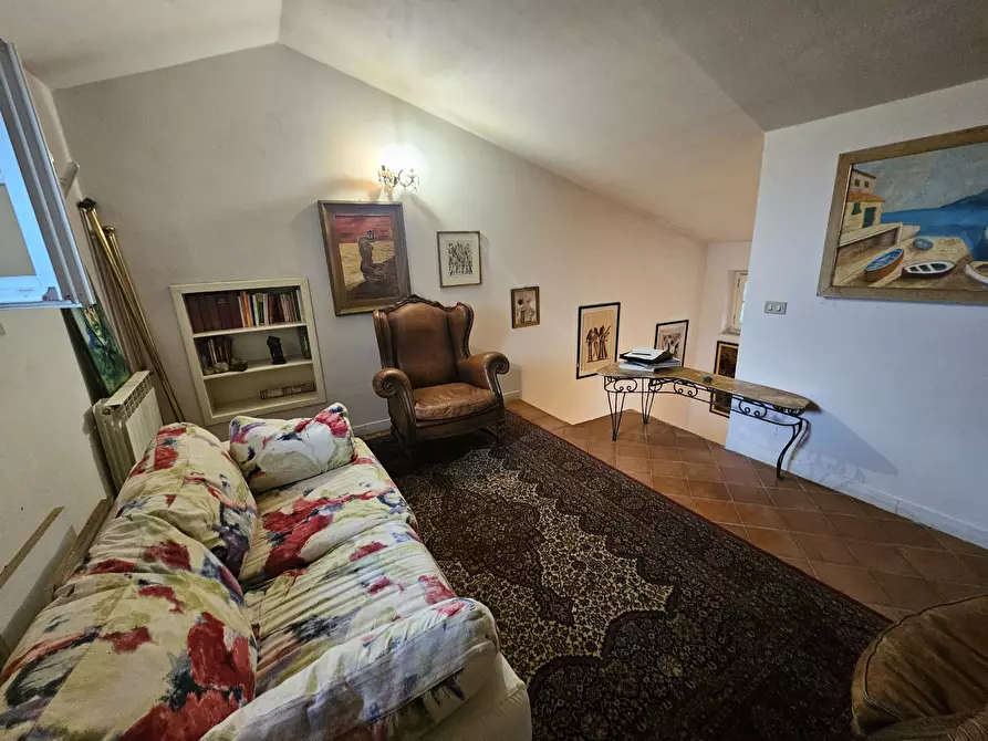 Immagine 30 di Villa in vendita  in Via Prulla 15 a Sarzana