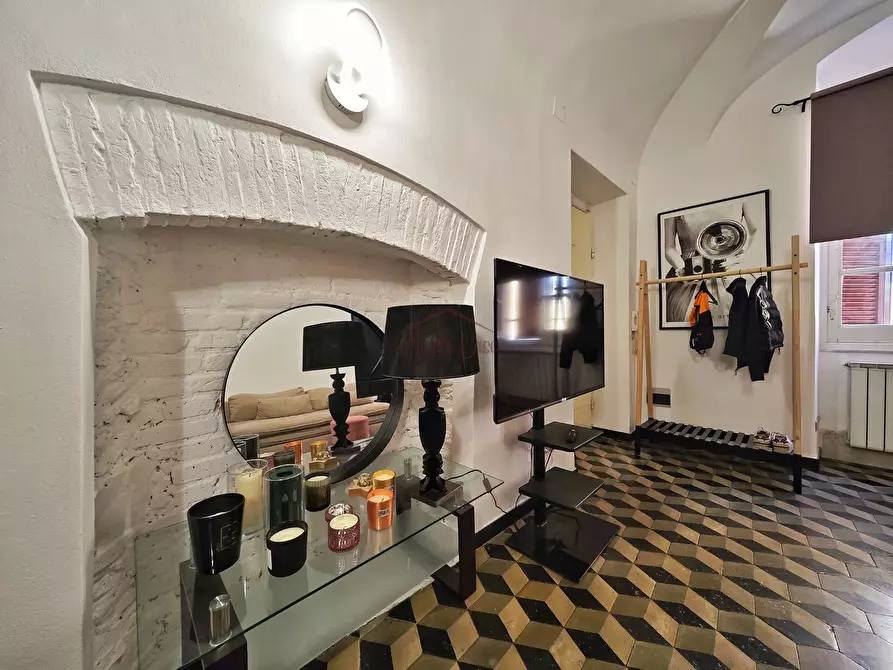 Immagine 6 di Trilocale in vendita  a Sarzana