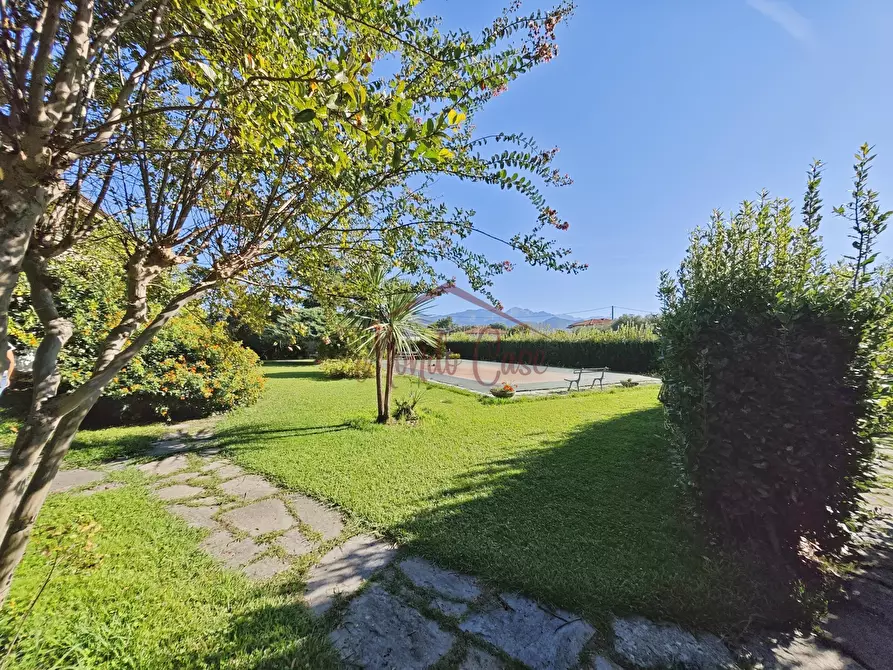 Immagine 18 di Villa in vendita  in Via Forano 9 a Ameglia