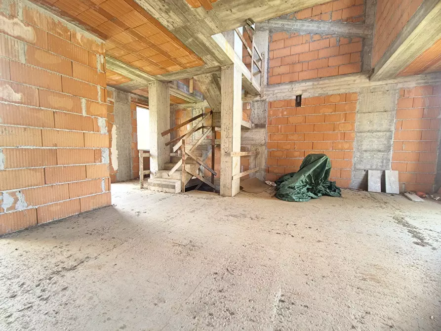 Immagine 6 di Villetta a schiera in vendita  in Via Bozzi 103 a Ortonovo