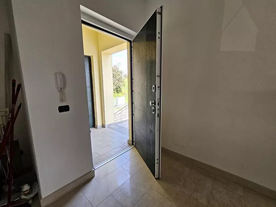 Immagine 29 di Quadrilocale in vendita  in Via Cisa 95 a Sarzana