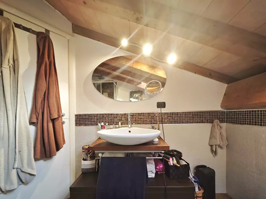 Immagine 31 di Porzione di casa in vendita  in Via Alta Nuova 76 a Sarzana