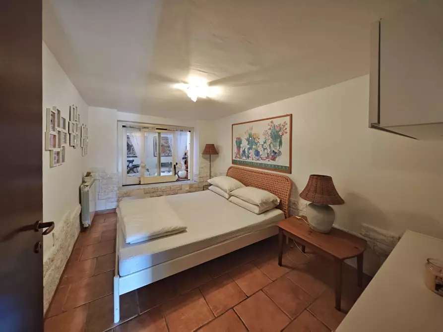 Immagine 21 di Porzione di casa in vendita  in Via Pretura 10 a Ameglia