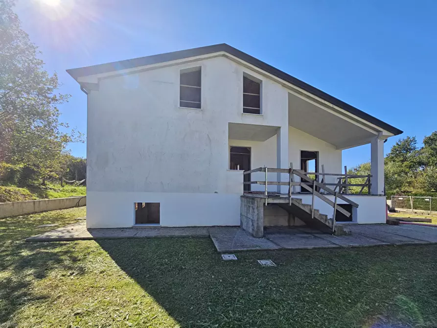 Immagine 15 di Porzione di casa in vendita  in Via Turì 67 a Sarzana