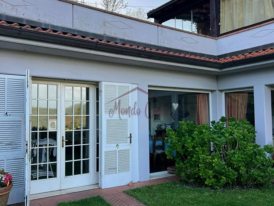 Immagine 9 di Casa bifamiliare in vendita  a Fivizzano