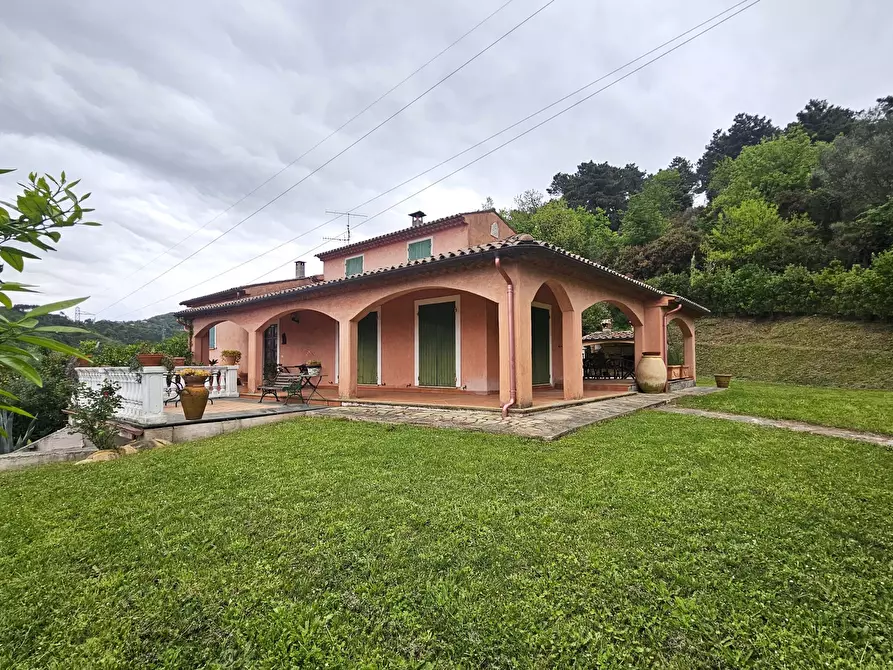 Immagine 62 di Villa in vendita  in Via Prulla 15 a Sarzana