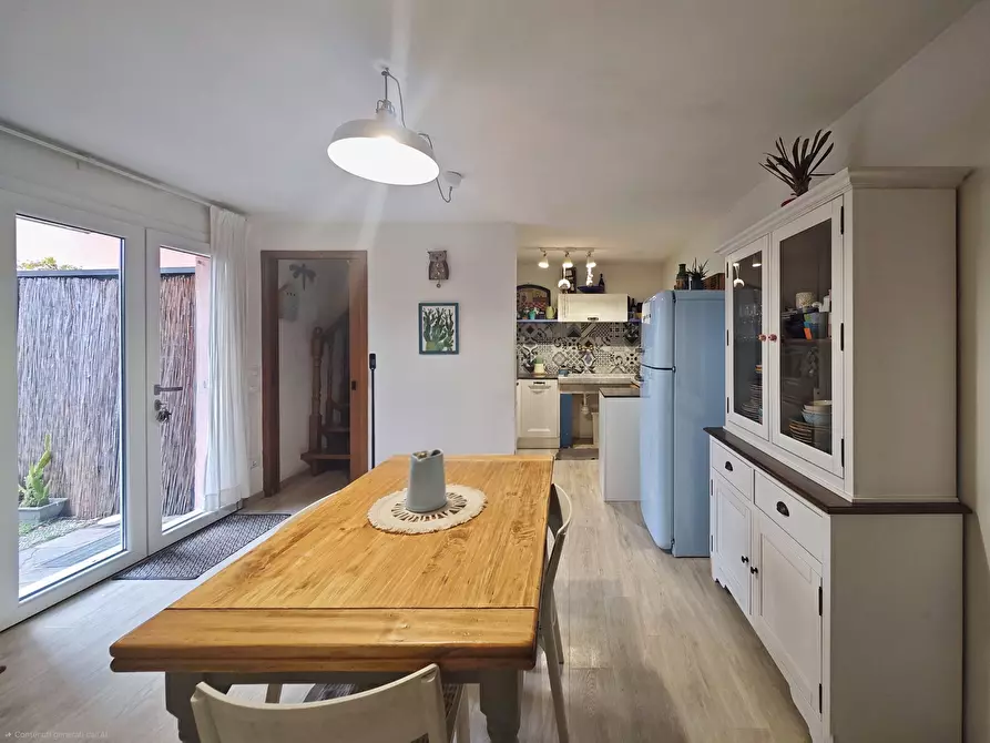 Immagine 4 di Pentalocale in vendita  in Via Salicello 153 a Castelnuovo Magra