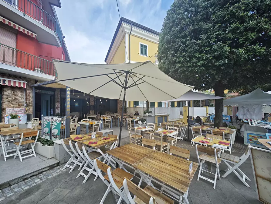 Immagine 39 di Locale commerciale in vendita  in Località Fiascherino 7 a Lerici
