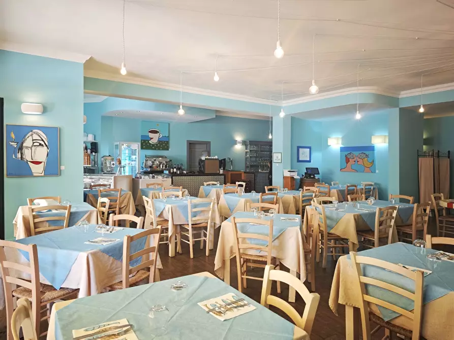 Immagine 14 di Locale commerciale in vendita  in Località Fiascherino 7 a Lerici