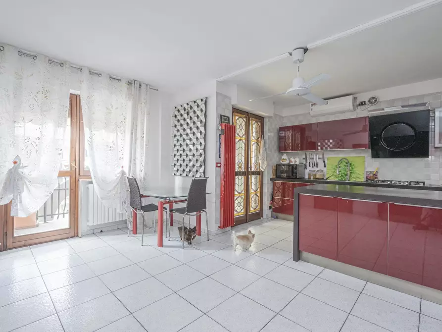 Immagine 10 di Quadrilocale in vendita  in Via Bollengo 20 a Torino