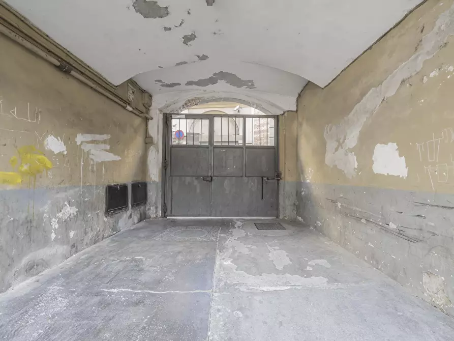 Immagine 19 di Bilocale in vendita  in Via San Giuseppe Benedetto Cottolengo 19 a Torino