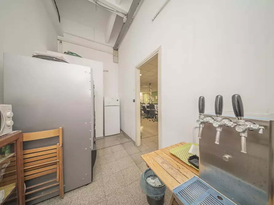 Immagine 24 di Ufficio in affitto  in Corso Svizzera 185 a Torino