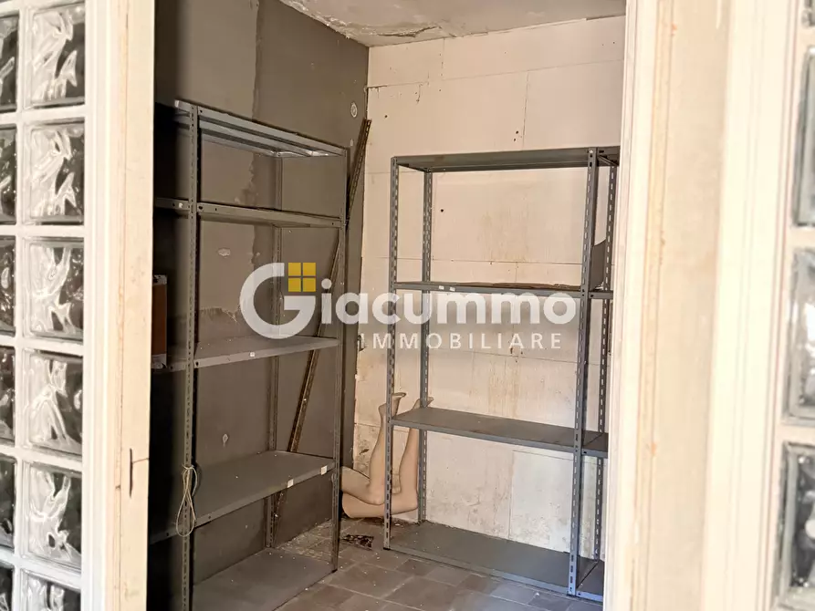 Immagine 17 di Locale commerciale in affitto  in Via Pretoria 43 a Potenza