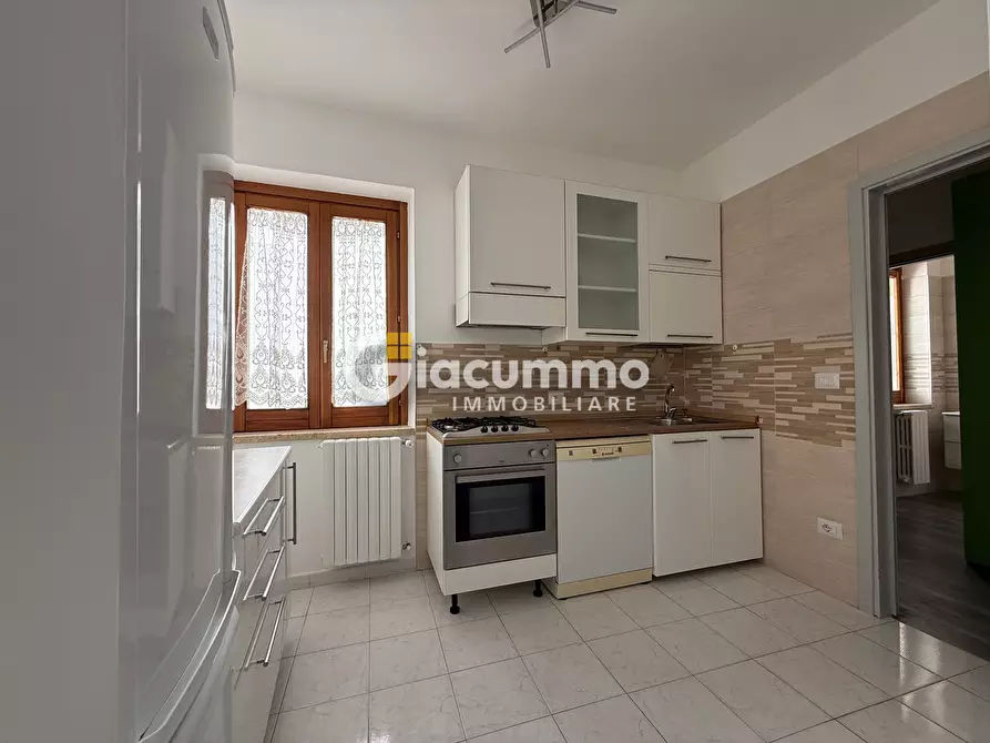 Immagine 13 di Trilocale in affitto  in Vicolo Cortese a Potenza