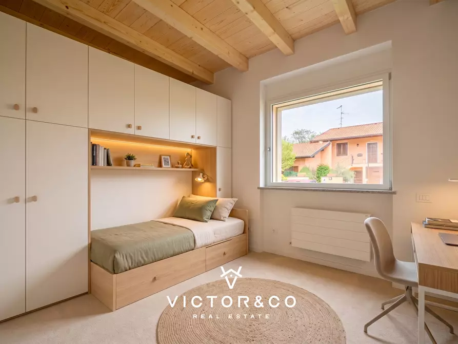 Immagine 13 di Villa in vendita  in Via Isonzo 6 a Oleggio