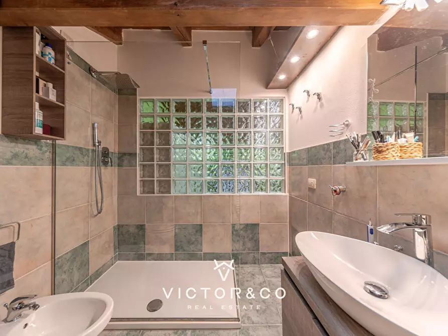 Immagine 17 di Trilocale in vendita  in Via Isabella Leonarda sn a Novara