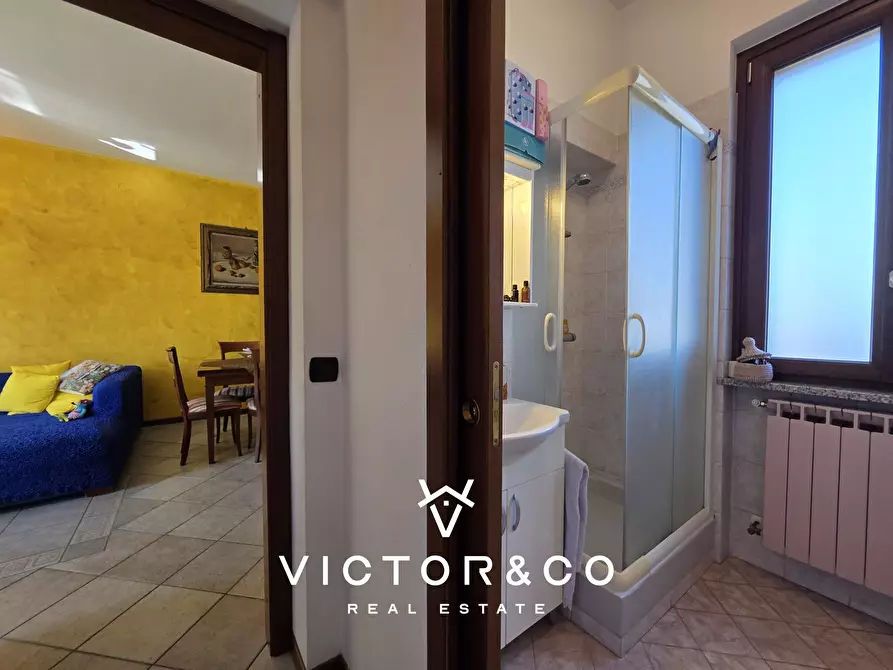 Immagine 6 di Quadrilocale in vendita  in VIA BATTISTI snc a Romentino