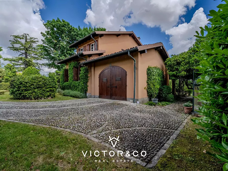 Immagine 14 di Villa in vendita  in Via Sciesa snc a Novara