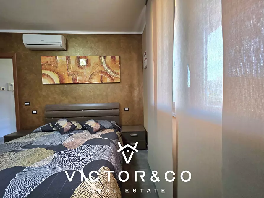 Immagine 27 di Bilocale in vendita  in Via Valsesia 16 a Novara