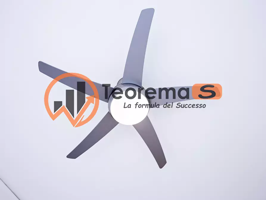 Immagine 26 di Trilocale in vendita  a Palermo