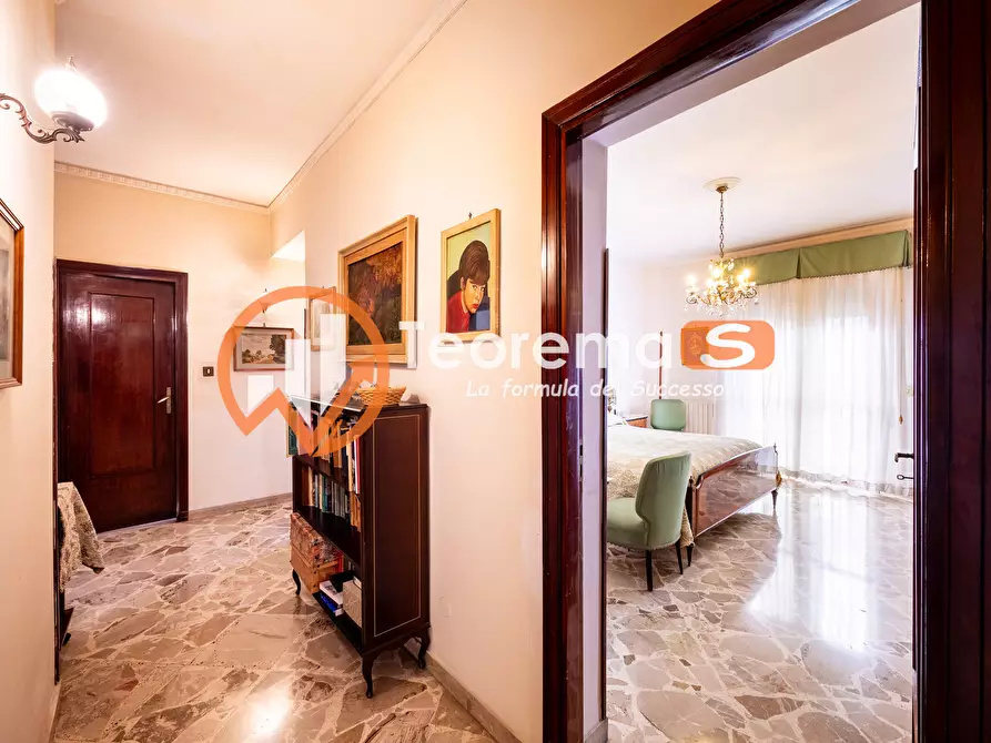 Immagine 15 di Appartamento in vendita  in Via Serradifalco a Palermo