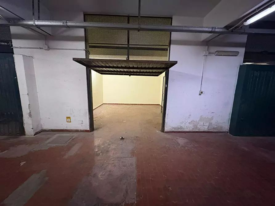 Immagine 16 di Garage in affitto  in Via Monti Iblei a Palermo