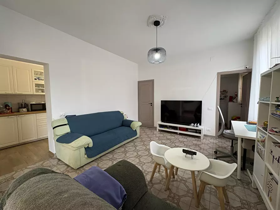 Immagine 4 di Trilocale in vendita  in Via Vito La Mantia 86 a Palermo