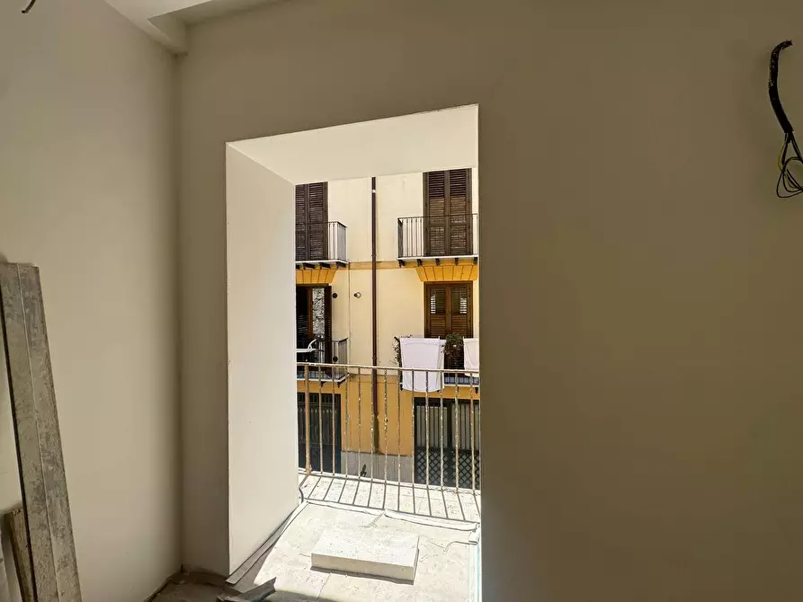 Immagine 7 di Appartamento in vendita  in Via Albergheria a Palermo