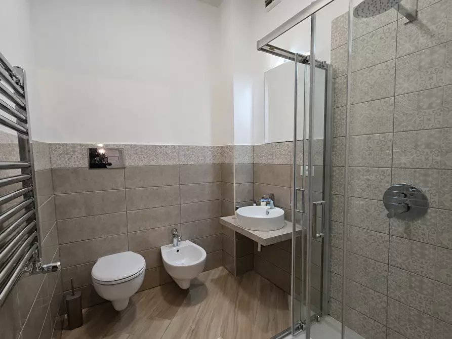 Immagine 12 di Trilocale in affitto  a Palermo