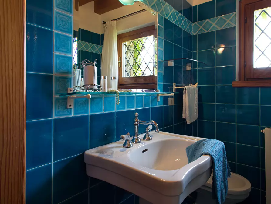 Immagine 55 di Villa in vendita  in Via Andrea Campesi 1 a Olbia