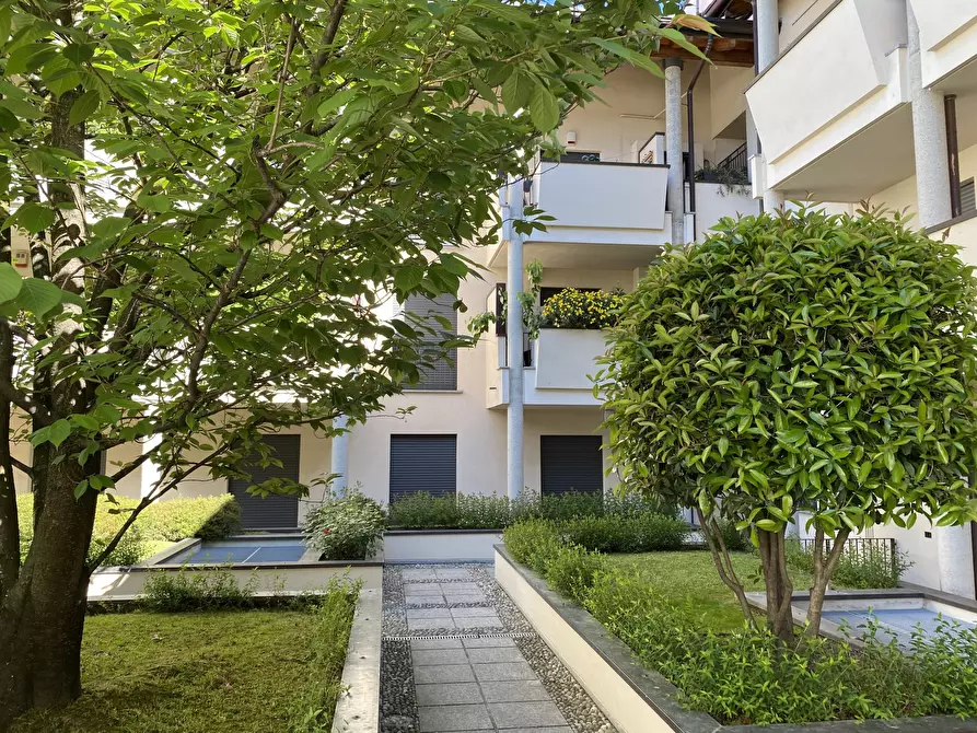 Immagine 51 di Trilocale in vendita  in Via Catalani 1 a Monza