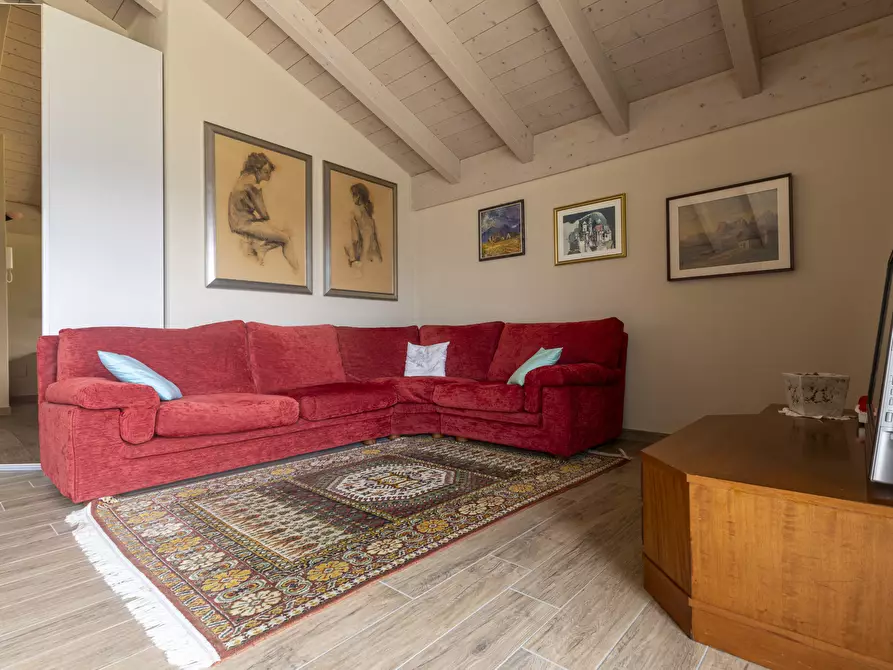 Immagine 50 di Villa in vendita  in Via Colombèe 11 a Colico