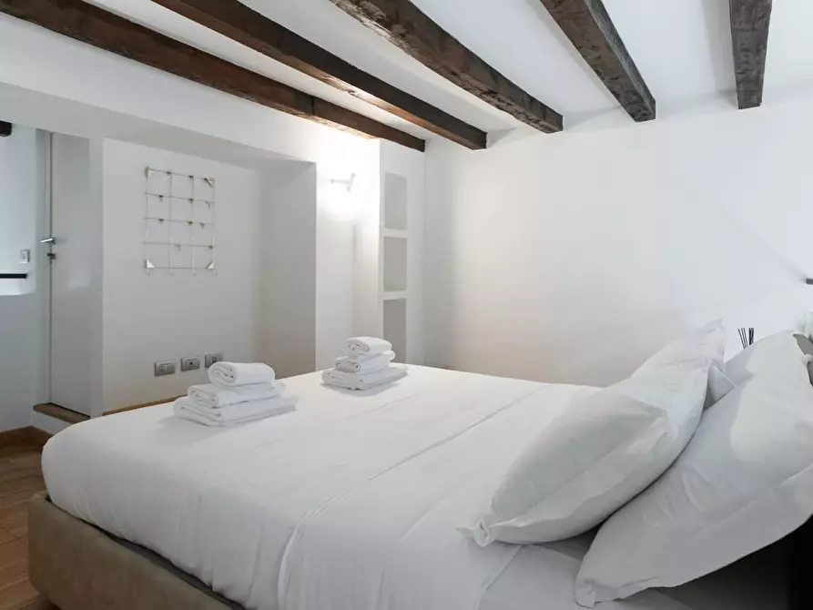 Immagine 17 di Trilocale in vendita  in Via Paolo Frisi 8 a Milano