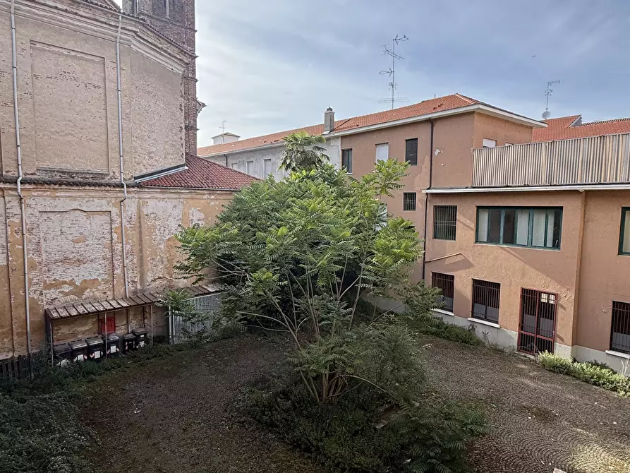 Immagine 13 di Palazzo in vendita  in Via San Gaudenzio 11 a Novara