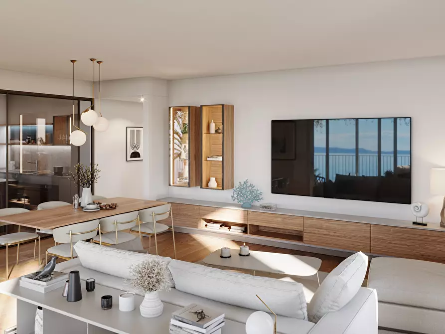 Immagine 6 di Trilocale in vendita  in Via Vesco 39 a San Remo