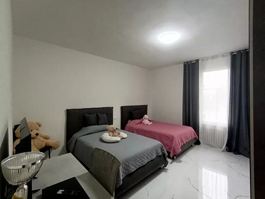 Immagine 29 di Quadrilocale in vendita  a Fornovo Di Taro