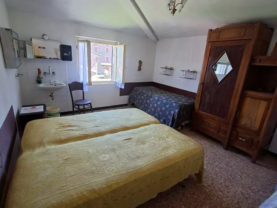 Immagine 14 di Casa indipendente in vendita  a Bore