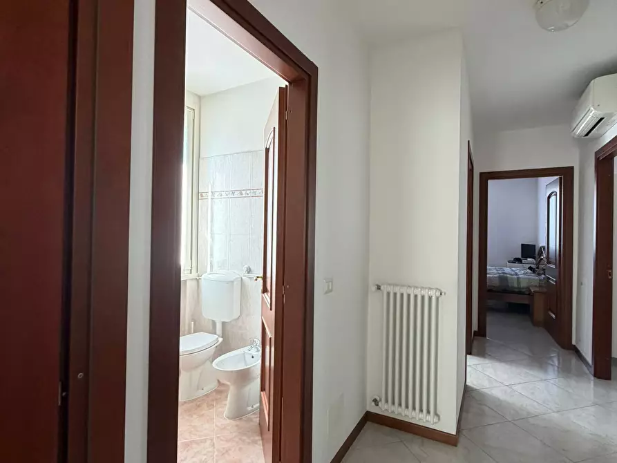 Immagine 26 di Stanza singola in affitto  a Fornovo Di Taro