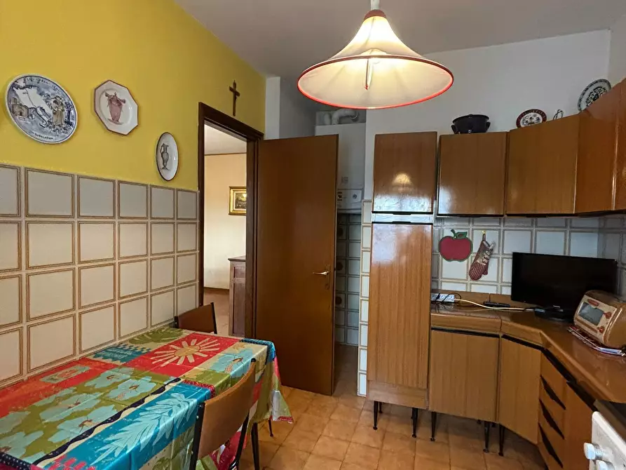 Immagine 4 di Trilocale in affitto  a Fornovo Di Taro