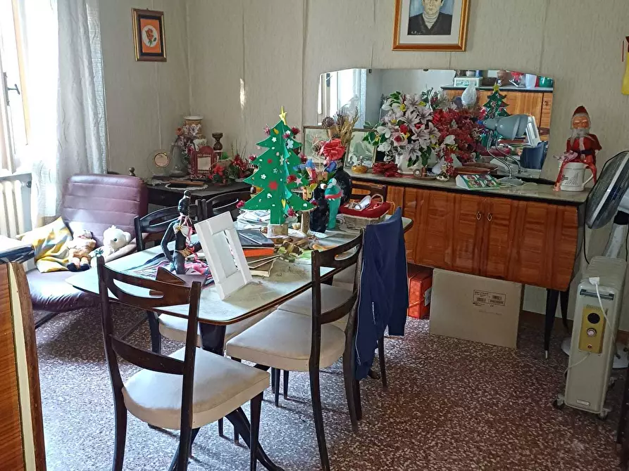 Immagine 35 di Quadrilocale in vendita  a Fornovo Di Taro