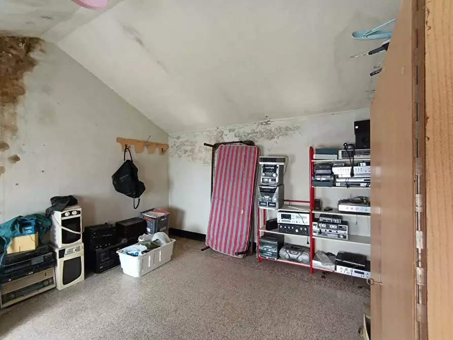 Immagine 29 di Casa indipendente in vendita  a Bore
