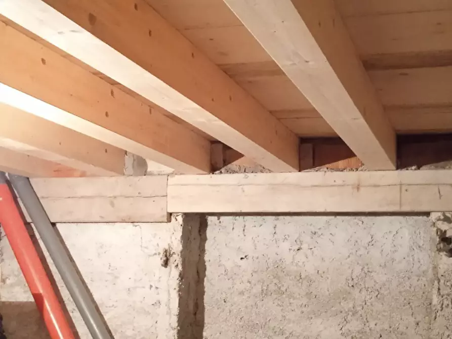 Immagine 37 di Terratetto in vendita  in Strada Per Piazza-Sivizzano a Fornovo Di Taro