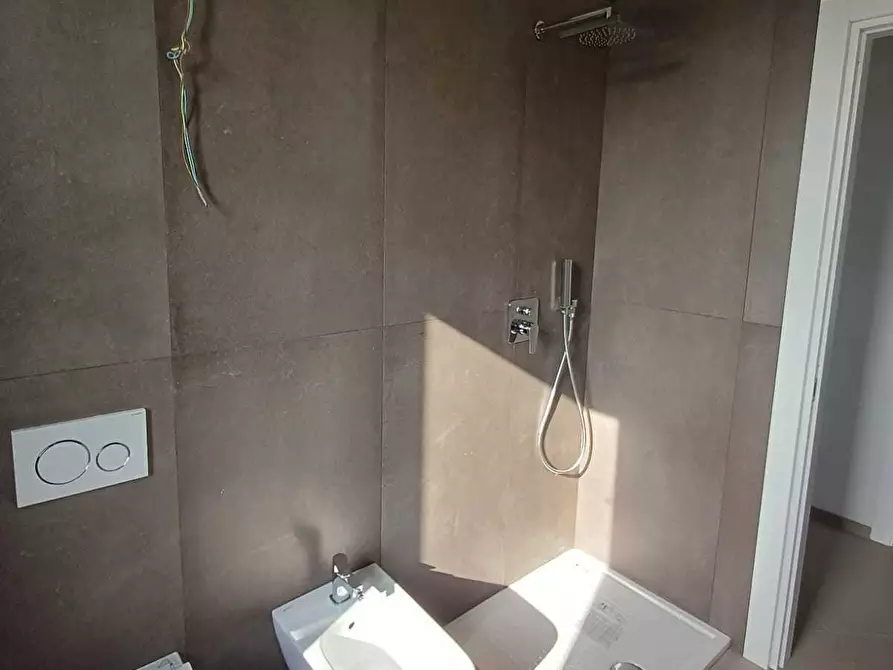 Immagine 29 di Bilocale in vendita  a Montechiarugolo