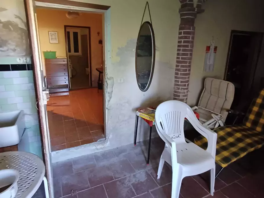 Immagine 21 di Rustico / casale in vendita  a Terenzo