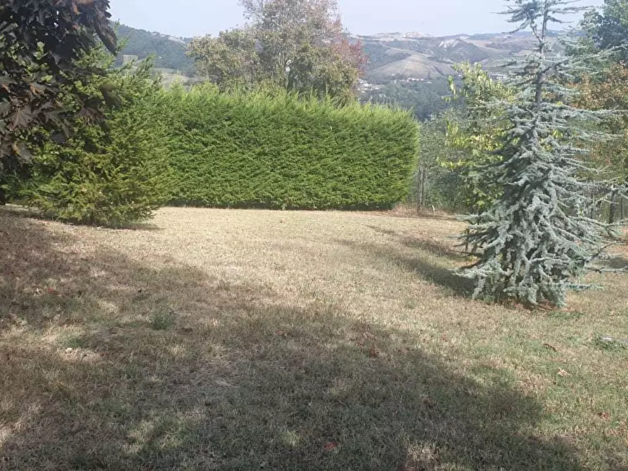 Immagine 7 di Garage in vendita  a Fornovo Di Taro