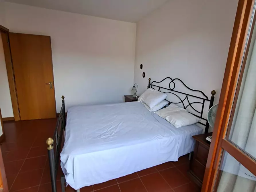 Immagine 27 di Quadrilocale in vendita  a Massa