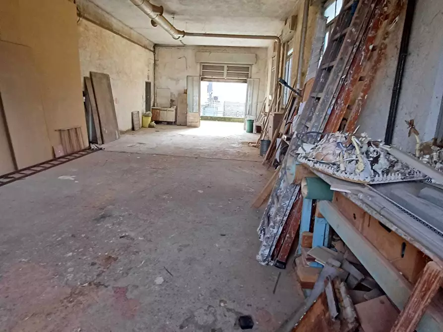 Immagine 8 di Locale commerciale in vendita  a Fornovo Di Taro