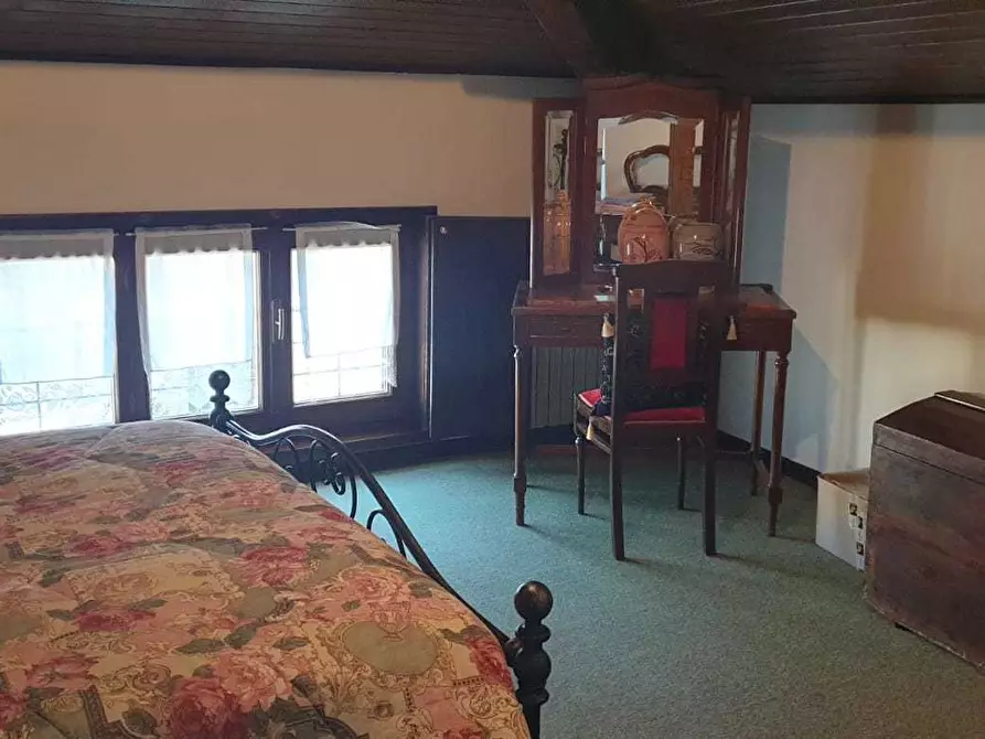 Immagine 23 di Casa bifamiliare in vendita  a Fornovo Di Taro